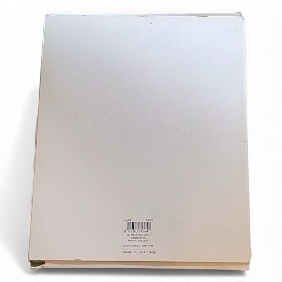 COACH Tan Signature iPad Mold Hard Plastic Cover Case 9.5” H x 7.5” x 1/4” H - Picture 2 of 9
